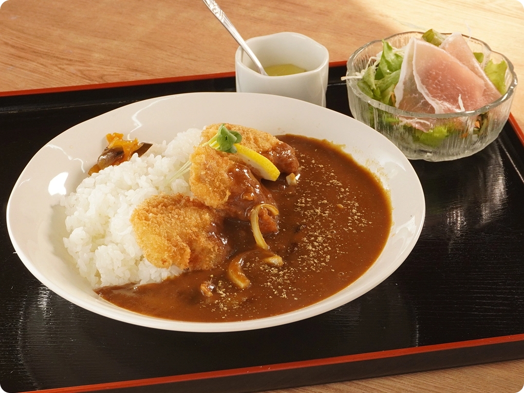 ヒレカツカレー