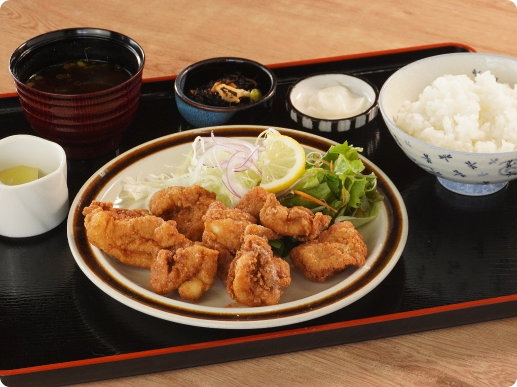 若鶏もも唐揚げ定食